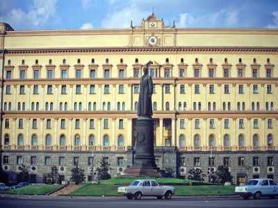Памятник Феликсу Дзержинскому. Фото: fotki.yandex.ru