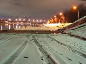 Великий Новгород, набережная. Фото с сайта mike.nov.ru (с)