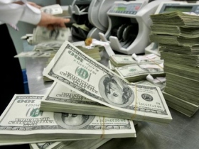Деньги. Фото: uh.ru