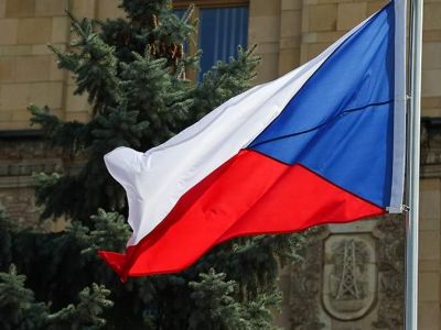 Флаг Чехии. Фото: Михаил Терещенко / ТАСС